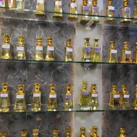 عطر اصلی زیر قیمت بازار..|آرایشی، بهداشتی، درمانی|قروه, |دیوار