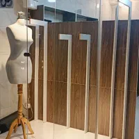ویترین وقفسه ی چوبی مغازع