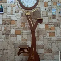 ساعت دیواری وایستاده
