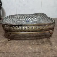 آجیل خوری و شیرینی خوری
