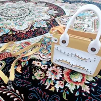 کیف دستی سفید و زرد