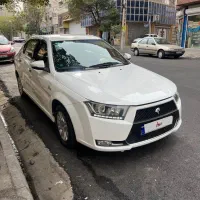 دنا پلاس مدل ۱۴۰۲ بدون رنگ در حد صفر کم کار