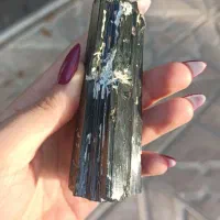 سنگ تورمالین سیاه، مناسب کلکسیون
