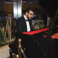پیانیست برای هتل، کافه، رستوران و مجالس خصوصی