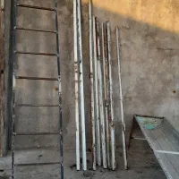 نردبان / آخور  / قوطی‌های آهنی|ابزارآلات|بوئین زهرا, |دیوار