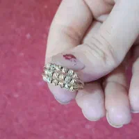 طلا و جواهرات