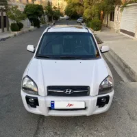 توسان مدل ۲۰۰۹ موتور ۲۷۰۰سی سی ۶ سیلندر