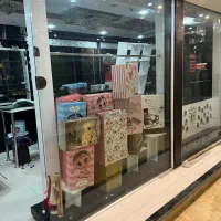 به یک همکار خانم جهت فروشندگی