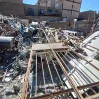 خ درب پنجره آلومینیوم ضایعات آهن پلاستیک|عمدهفروشی|مشهد, ایثار|دیوار