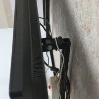 ۲ عدد مانیتور ۲۲  اینچ hp E221|قطعات و لوازم جانبی رایانه|همدان, |دیوار