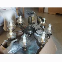 لوستر ۸شاخه دو عدد به همراه دیوارکوب|لوستر و چراغ آویز|تهران, سعادت‌آباد|دیوار