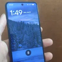 پیکسل ۸ مشکی