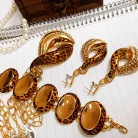 سرویس ایتالیایی فاخر|جواهرات|قم, چهل درخت‎|دیوار