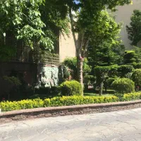 530-متر-کلنگی-نیاوران