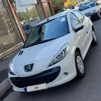 پژو207.tu5 مدل 1402کم کارکرد