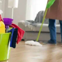 نظافتچی نظافت منازل و ادارات پذیرفته میشود