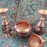 گلدان و قندان مسی  حکاکی  الماس تراش|صنایع دستی و سایر لوازم تزئینی|اصفهان, ارغوانیه|دیوار