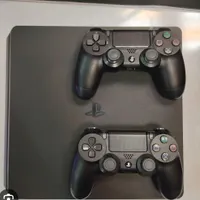 PS4 Slim 1TR دو دسته با پایه شارژ