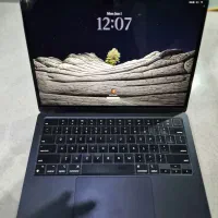 مک بوک ایر M3 256 گیگ باتری 98 درصد