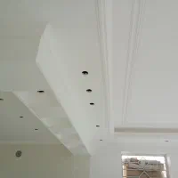 شاگرد گچ کار