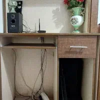 میز کامپیوتر یا میز تحریر|میز تحریر و کامپیوتر|رشت, حومه رشت|دیوار