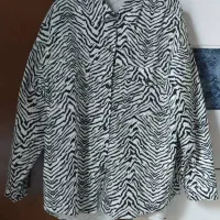 شومیز، دامن، شومیز سفید تک