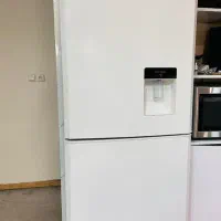 یخچال یخساران در حد نو تعمیر نرفته