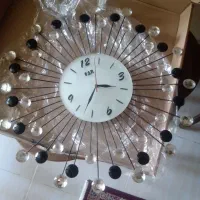 ساعت کاملا سالم