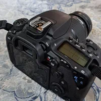 دوربین در حد نو کنون 90d