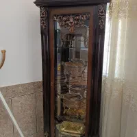 ویترین چوبی با ظروف سوفله خوری پیوتر