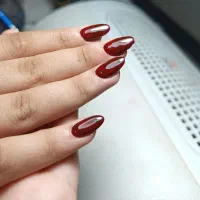 کاشت و مدل ناخن فقط هزینه مواد