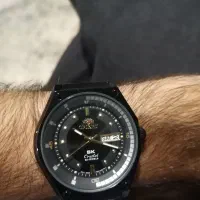 ساعت بسیار شیک مشکی مات