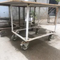 گاری چرخ دار