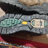 کفش کوهنوردی سایز ۴۲ اورجینال|کیف، کفش، کمربند|ایلام, |دیوار