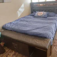 فروش فوری تخت دونفره کاملا سالم ب دلیل کمبودجا|تخت و سرویس خواب|بندرعباس, |دیوار