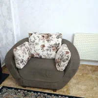 مبل ۷ نفره راحتی|مبلمان خانگی و میز عسلی|قائم‌شهر, |دیوار