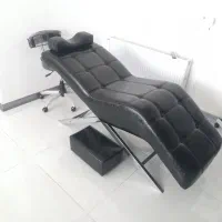 تخت مژه و فیشال