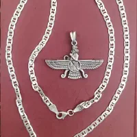 گردنبند و پلاک فروهر نقره