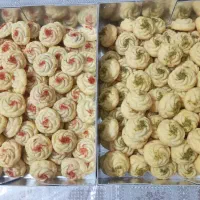 سفارش کلمپه لقمه ای و نان روغنی وانواع حلوا مجلسی|خدمات پذیرایی، مراسم|سیرجان, |دیوار