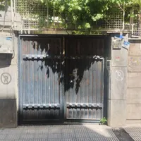 خانه حیاط دارشمالی دو طبقه ونیم قابل سکونت