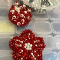 سفارش گل سینه پذیرفته میشود