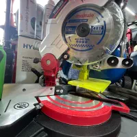 فارسی بر گارانتی دار برند ماکوت