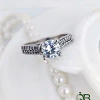 حلقه نگین دار پیدا کردم ، گمشده ، انگشتر