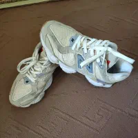 کتونی سایز ۴۲ کاملا تمیز و نو|کیف، کفش، کمربند|قرچک, شهرک طلائیه|دیوار