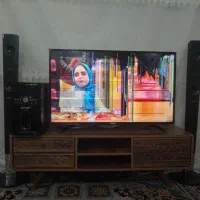 تلویزیون ال ای دی سایز 43 صفحه شکسته
