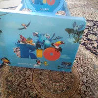 میز و صندلی|تخت و صندلی بچه|صحنه, |دیوار