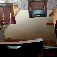 میز چوبی ۴ نفره|میز و صندلی غذاخوری|شاهین‌شهر, فردوسی|دیوار