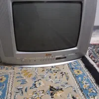 تلویزیون ۱۴ اینچ سالم