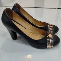 کفش|کیف، کفش، کمربند|کاشمر, |دیوار