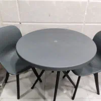 میز و صندلی